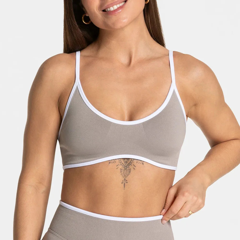 2 pcs White Contrast Color Design Sling Sports Underwear Breathable Yoga Bra Outdoor Fitness Yoga Top and  Bottom